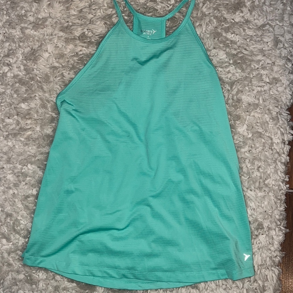 Old navy workout tank top